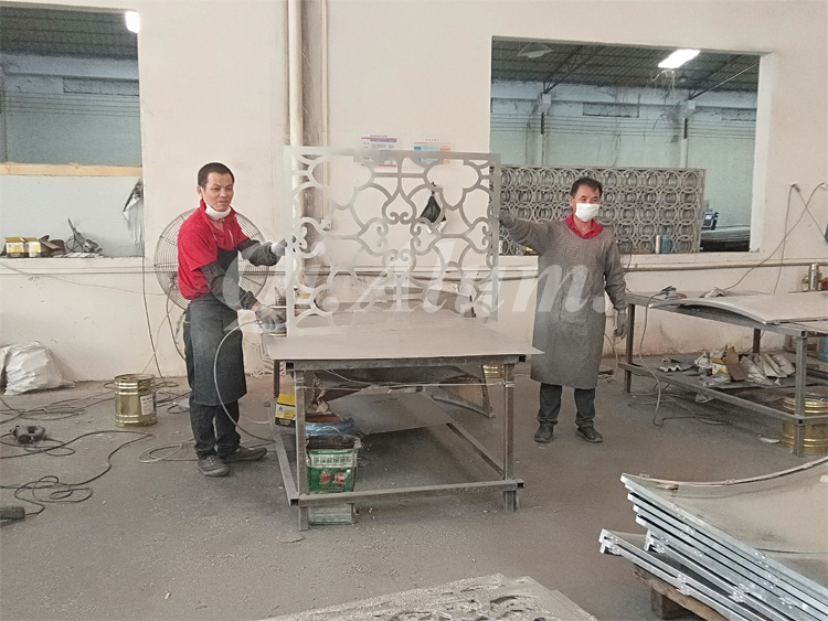 Aluminum panel Product grinding area